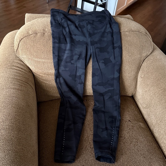 Lululemon Swift Speed HR Tight 28” Heritage 365 Camo Deep Coal Mult - Picture 6 of 9